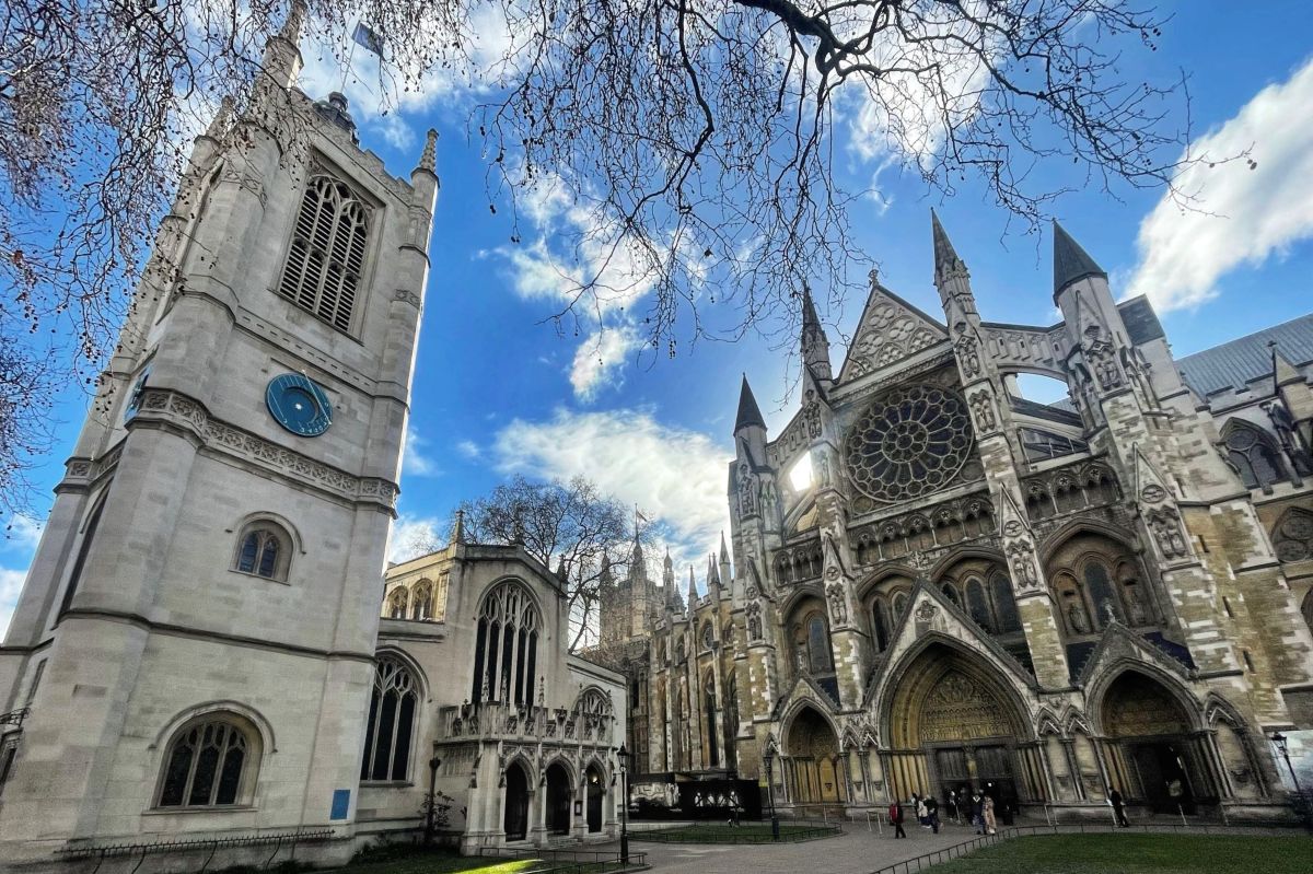 wabbey's tweet photo. St Margaret's Church, Westminster, is launching a new choir for girls aged 11 - 17, to begin meeting in September.

Applications are open now and we'd love to hear from girls from any school or background.

Find out more about getting involved: https://t.co/Vc2qogmgtP https://t.co/UPsvrfoBU7