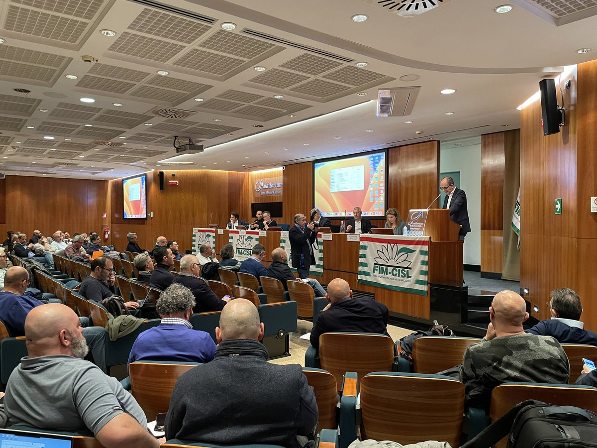 FIMCislStampa's tweet photo. #Benaglia #FIM: questo il tempo di mettere la partecipazione dei lavoratori al centro del dibattito del Paese. Vogliamo diritti e regole come in Europa. 
La #partecipazione è la chiave di un lavoro più giusto e ben tutelato https://t.co/h9yDaBSkC2