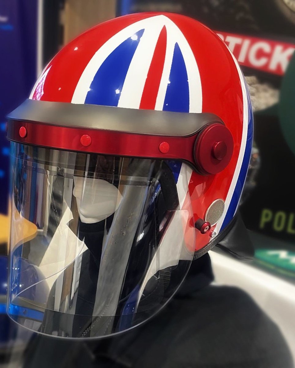 MLALTD1's tweet photo. Our Sales Team have attended the @CollegeofPolice in Coventry this week. 

On our stand we showcased products ranging from limb protection and #gloves, to helmets and caps. 
MLA’s Defender Hybrid helmet comes in the colours of the #rainbow and they all went down a treat! 🌈 https://t.co/tbdw8caCSI