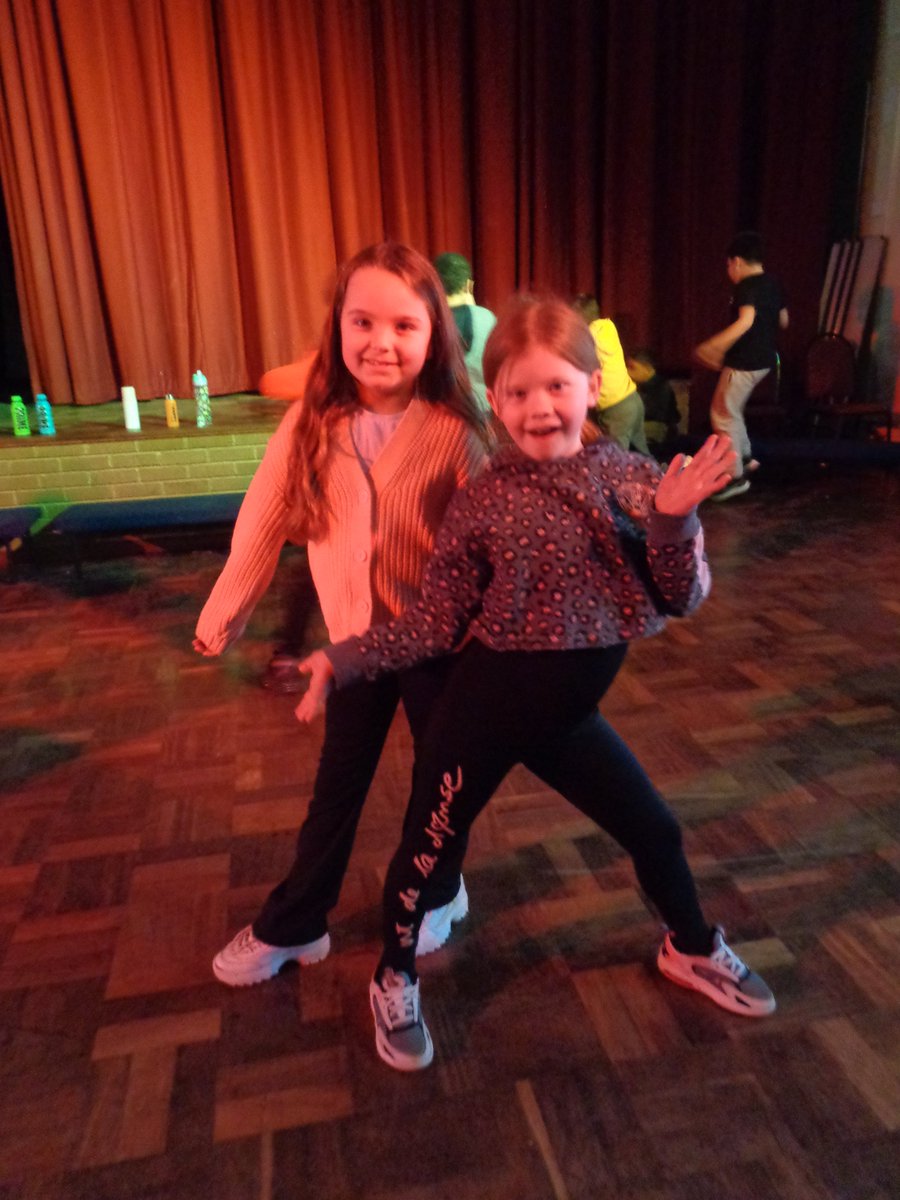 WoodOxhey's tweet image. Our #RedNoseDay 6 hour 🪩dance-a-athon🪩 is underway!! @comicreliefsch @comicrelief