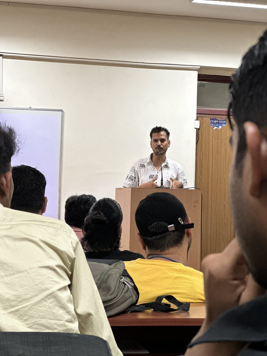 TheKafleG's tweet photo. Speaking at WP Delhi NCR Meetup !    Had a great time sharing my experience with the attentive listeners. #WordPress #speaker https://t.co/RX64V9qoWt