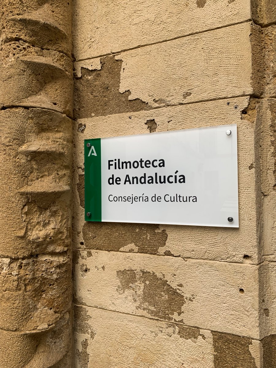 fundacionEMET's tweet photo. 🎞️#40AñosEMET- Inauguración del "Videofórum de Atención e Innovación Social" en la @filmoandalucia.

🤝Gracias a las compañeras y compañeros que participaron en la mesa coloquio sobre #adicciones, así como a las personas asistentes. #FundaciónEMET https://t.co/HrcUg0IHNT