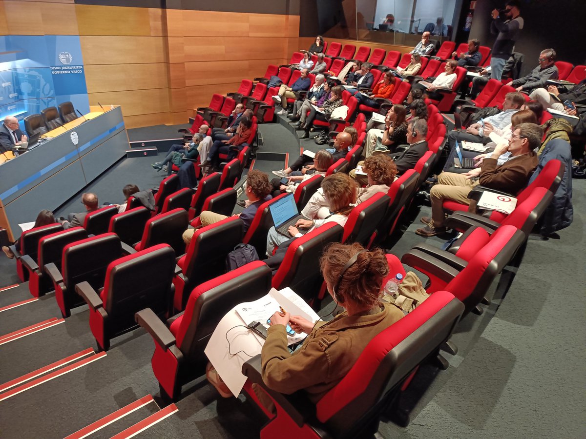 ACSOLproject's tweet image. The Acsol Multiplier event in Bilbao! The presentation of all outputs is happening at last! @lanbide @gobiernovasco @uniexe @wut @prospektiker @ovgu @unimib @crisp #erasmusplus #sepie #tuc #digitalskills #training