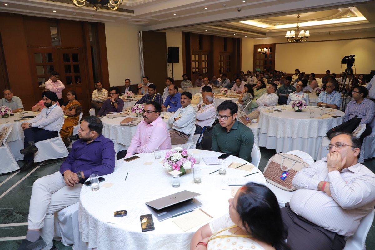 DataPortalIndia's tweet image. #Workshop for #ChiefDataOfficers of OGD Platform. CDOs from various Ministries/Departments shared their #OpenData sharing experience.  @GoI_MeitY      @NICMeity #Data