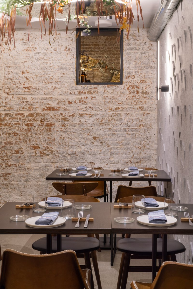 Sabemos lo que os gusta, por eso en El Lince siempre trabajamos pensando en vosotros.

Reserva 👉🏻 ellincerestaurante.com

#ElLince #food #gastronomia #comida #instafood #foodie #chef #restaurant #instagood #foodlover #foodphotography #JaviEstévez #casquería #VuelveElLince