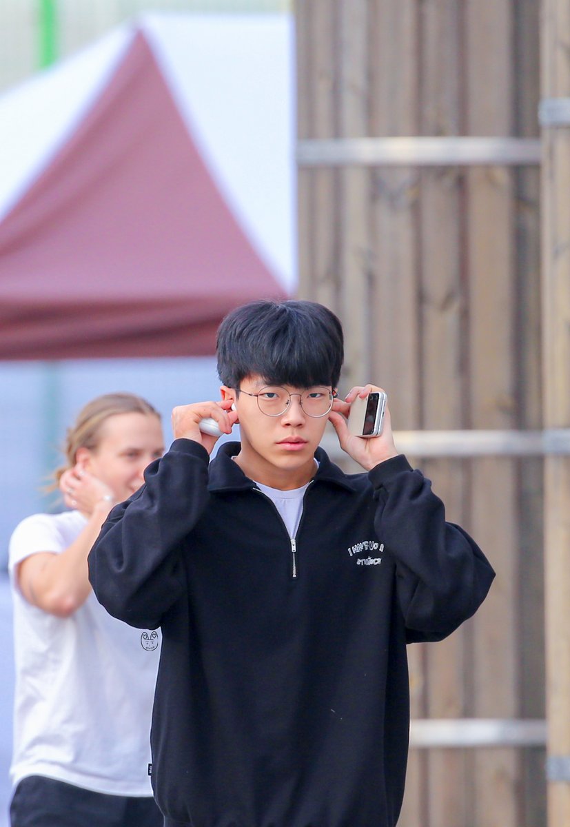 Thri0705's tweet photo. 230312 ISU 쇼트트랙 세계선수권 이동현 HQ
#이동현 #쇼트트랙 #세계선수권 https://t.co/J4GGgXdASX