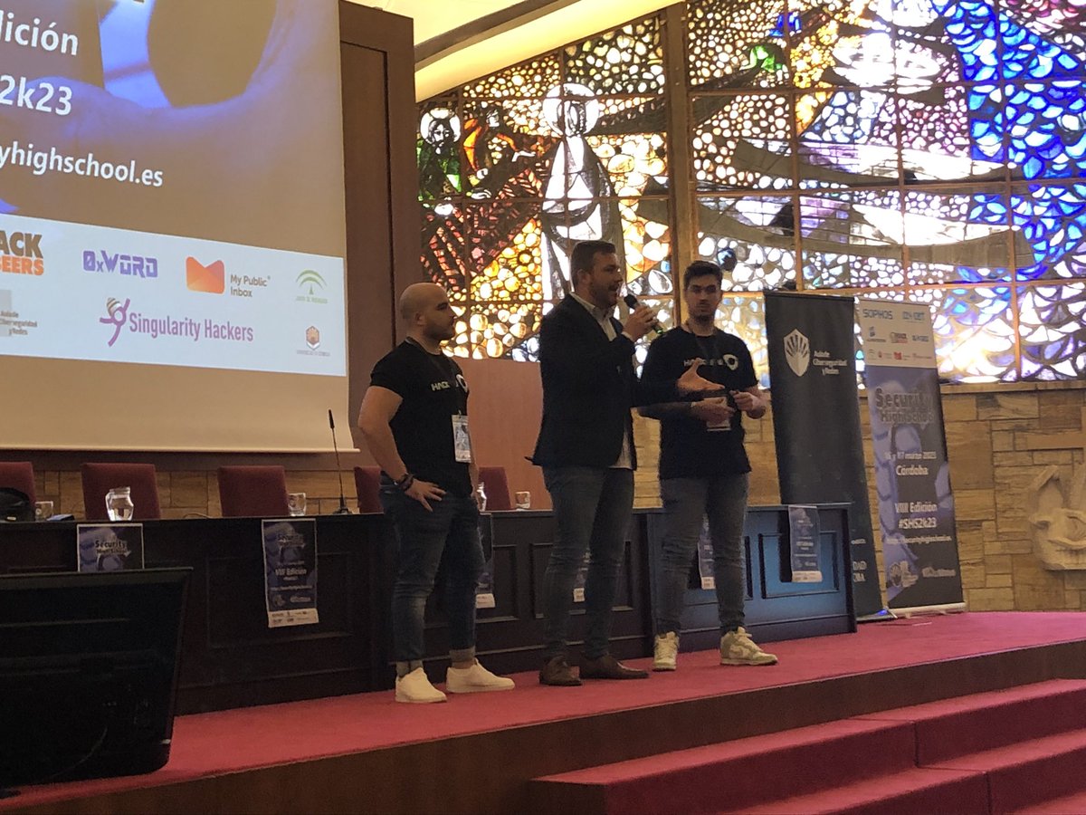 Miguel_Arroyo76's tweet image. @Hack_en_ presentes en el #SHS2k23 con su charla “Ciberseguridad: de dentro hacia fuera”.