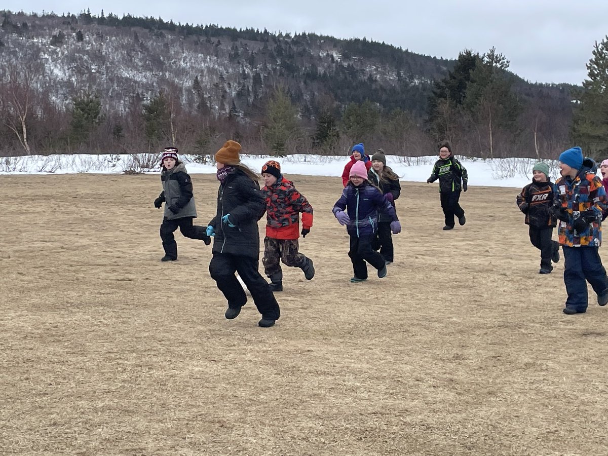Grade 4’s had snow much fun during #DartOutdoors <a href="/schoolsportsnl/">School Sports NL</a> <a href="/PersalvicE/">Persalvic School Complex</a>