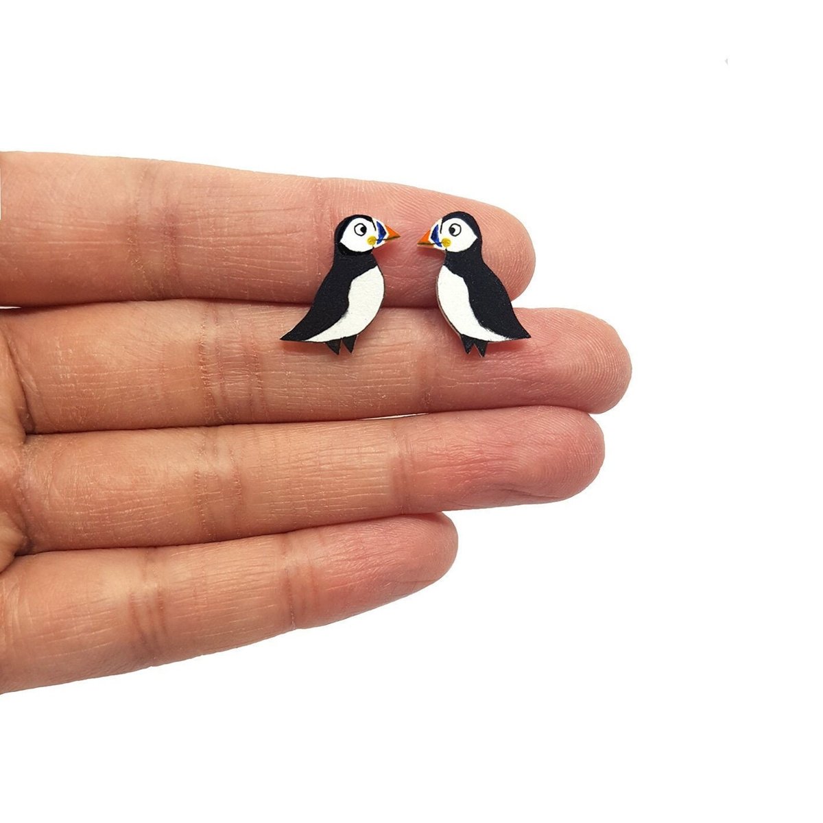 FawaShah's tweet photo. Good morning #elevenseshour I make and sell jewellery and accessories just like pair of puffin earrings. 15% off first orders https://t.co/qzSp6z1xWx #shopindie #puffin #bird #nature #jewellery #jewelry #handmade #fridaymorning #shopsmall #smallbiz #nature #gift #puffinfriday https://t.co/tB5oZGe5Sl
