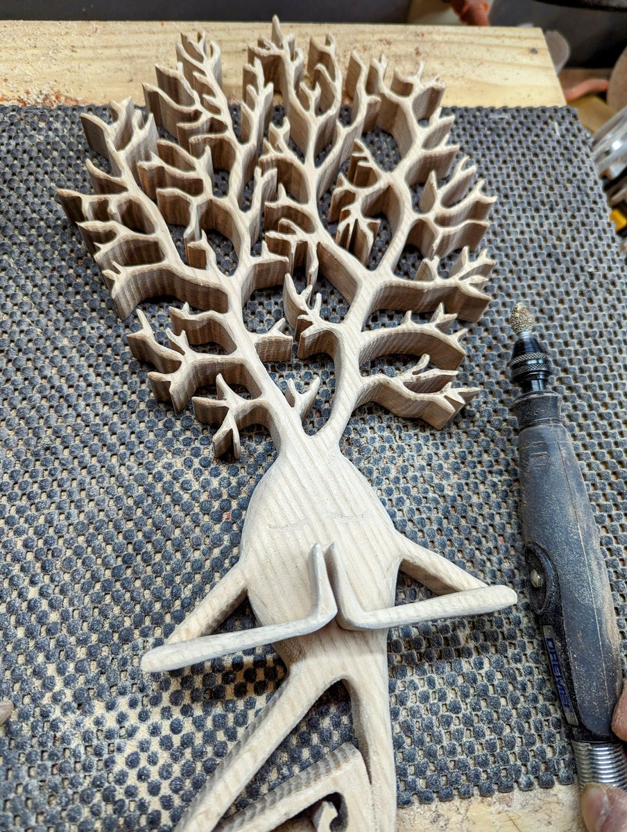 NeuroWoodworks tweet media