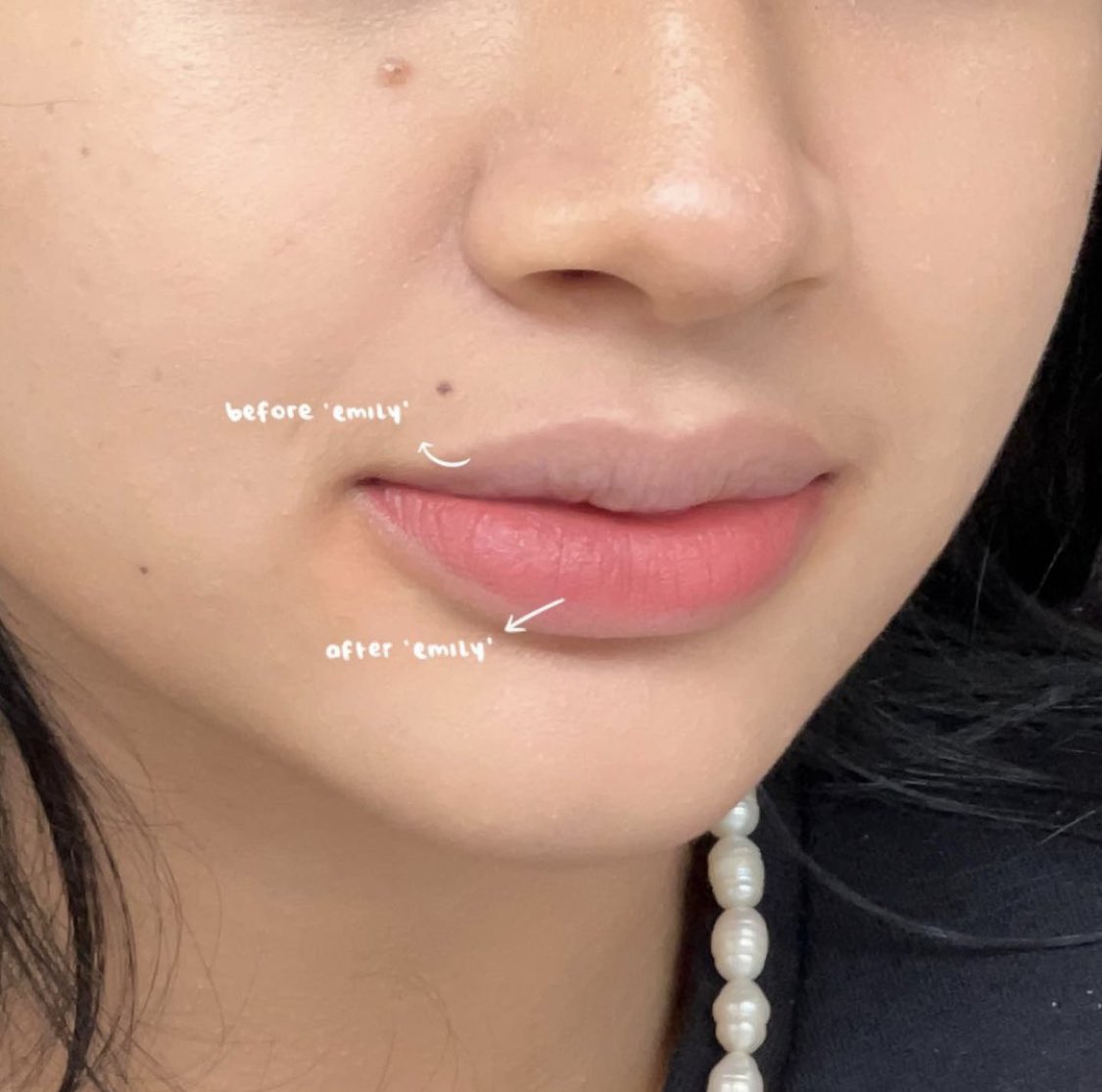 Syca_official's tweet photo. Lip powder yang bikin bibir kelihatan smooth banget 🙈❤️

Natural banget warnanya, ga bikin kering ✅

Hari ini aku rekomen SYCA X EMILY IN PARIS Lip Powder yang ✨EMILY✨warnanya mauve pink gitu cantik banget 👇🏻

https://t.co/dBkLOYEtOQ https://t.co/G62PlFiU0X