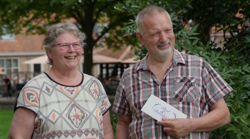 Rara wie zijn deze koppels? Juist, het zijn de kandidaten uit de laatste aflevering van #BedandBreakfast die straks bij #MAX van start gaat! 📺🍿 Dit keer bevinden de #benb's zich in Zeeland en Zuid-Holland, je vindt ze eenvoudig via dit artikel: bit.ly/3IbdZOJ