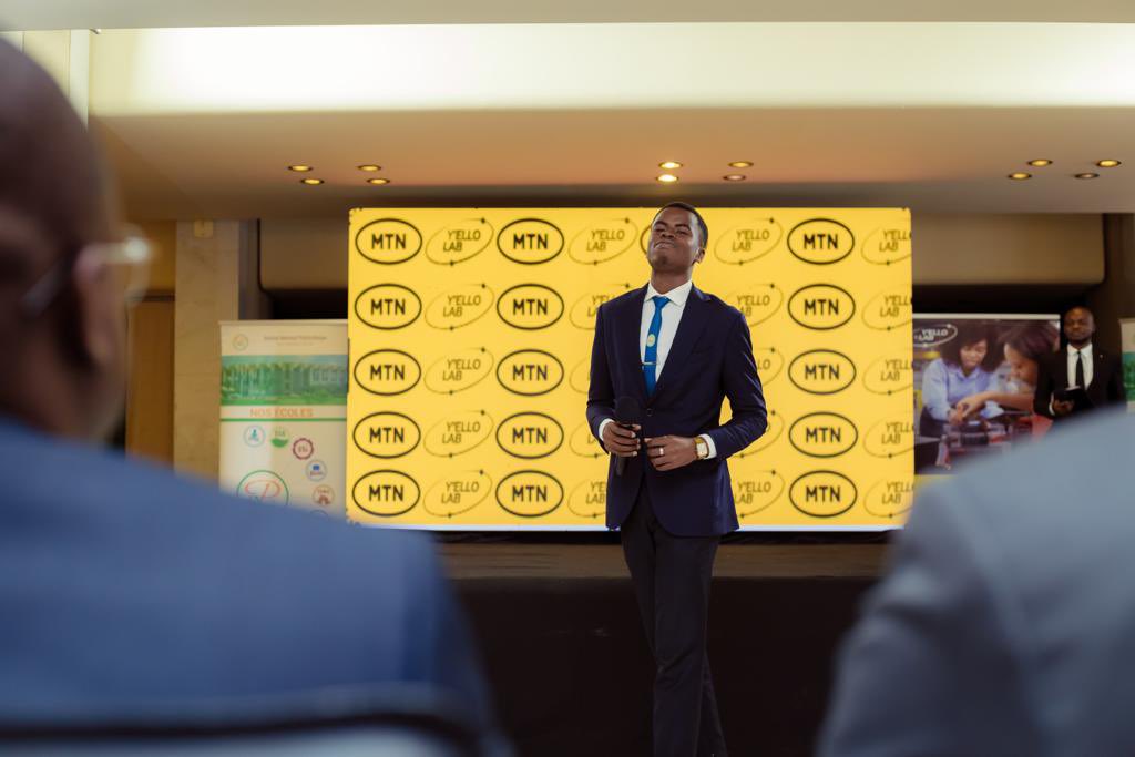 ouatt_djibril's tweet photo. The Y’ello Lab by @MTNCotedIvoire is not just about providing access to advanced tools but also creating an environment for future leaders in the start-up ecosystem. Our goal is to link various skills and generations to make hardware solutions for the digital economy.
#YelloLab https://t.co/ZI5zAeHLLl