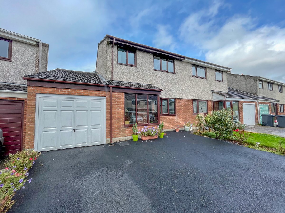 iomproperties's tweet photo. 📌 57 Cooil Drive, Douglas - £339,950
🏠Well presented semi-detached house
🛋 Lounge, Dining Room, Modern Kitchen
🛏 3 Bedrooms &amp; Family Bathroom
🚗Garage &amp; parking for 3 cars
🌞Terraced rear garden enjoying the evening sun
☎️Call: 01624 645555
https://t.co/iqnaDos9T5
#isleofman https://t.co/6ZtIdSBWrR