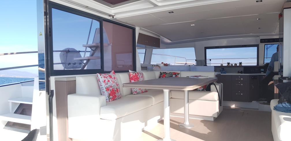 CatamaranCenter's tweet image. ALQUILER POR CABINA - mailchi.mp/0f4c7b3f72a4/a…
Descubre Mallorca navengando en nuestro catamarán de motor BALI 4.3MY