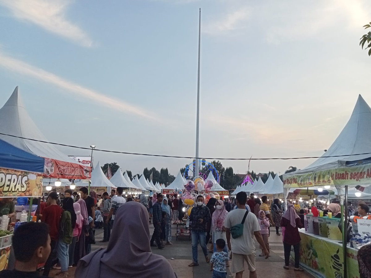 🆙 OPEN PROMO 🆙

#follbackNKRI 
Izin <a href="/hemaviton99/">Kampak</a>

Promoter
➡️ <a href="/alikian53/">Kian_Ali</a>

UMKM Ramaikan Festival Dandangan di Kabupaten Kudus

Mentor 
➡️ <a href="/Muhayya__/">Muhayya</a>
➡️ <a href="/m3lodyku/">d3by</a>

Cc
<a href="/Nafertiti6/">Nafertiti</a>
@BarraTerpendam
<a href="/liyarikihasan_/">mawar 🌹</a>
<a href="/fajarzalukhu/">Fajar Zalukhu</a>
<a href="/HendraSien/">Avo</a>

🔄❤️Reply 
Dandangan
#EkonomiKebangsaan