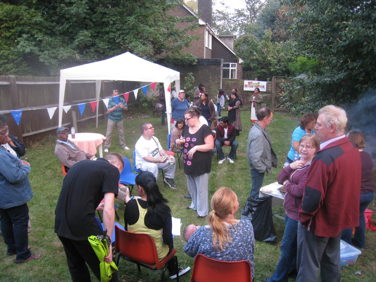 👋 Here's some inspiration for your next #StreetAssociation event:

👑 Coronation street party
🌳 Wide games
🍖 Garden BBQ
🏰 Stately home day trip
🥚 Easter Egg Hunt
👒 Easter Parade, with an Easter Bonnet competition!

The key is to have fun and build #friendships! 🤝

#BizHour