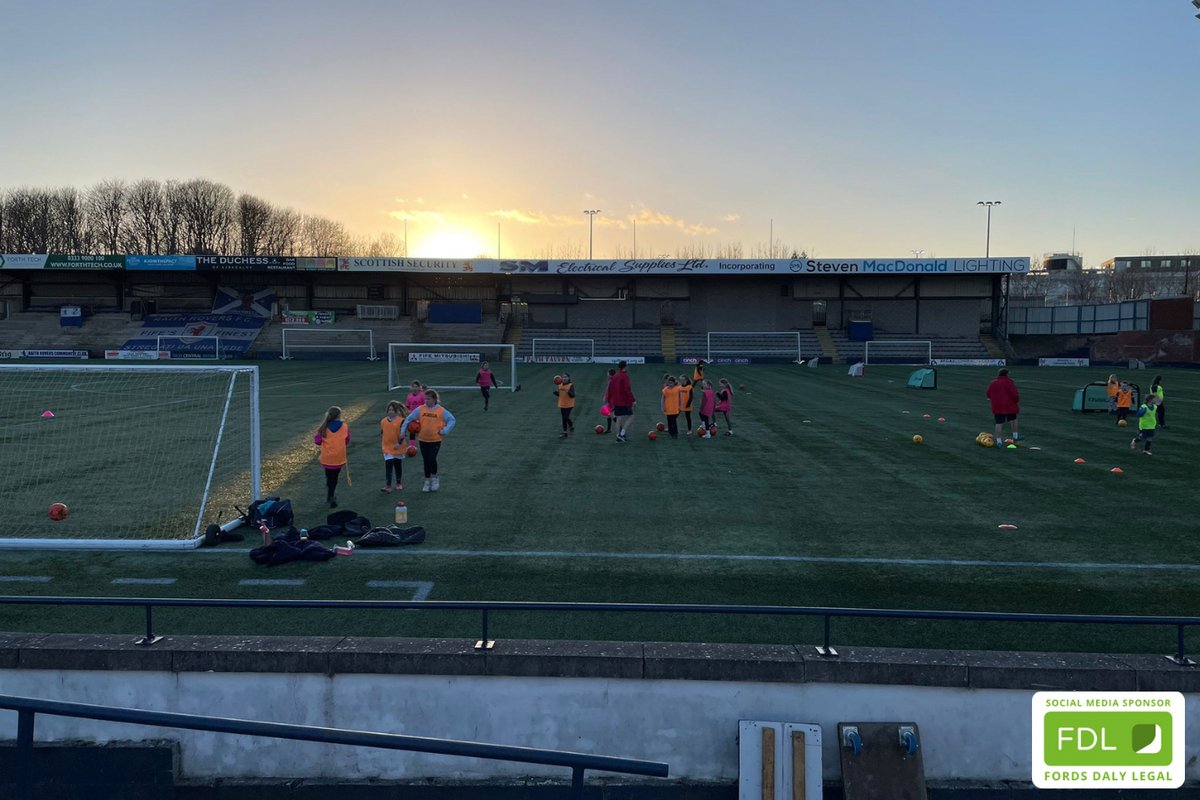 RaithRovers's tweet photo. Following their fantastic #IWD2023 training session, we’re excited to welcome the girls from @RaithRoversCF back to Stark’s Park tomorrow 💙 

We can’t wait to see the silky skills on show as the teams play in small-sided games at half-time 😄

#ImARover 🤝 #EmbraceEquity https://t.co/qfUSoALXsH