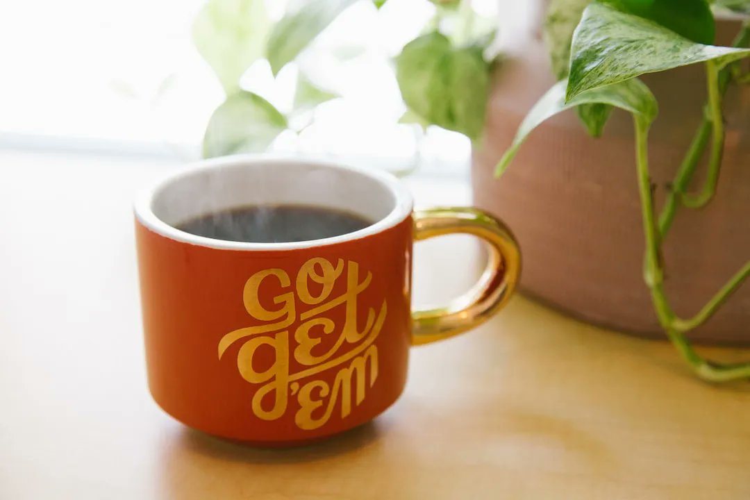 GSLA_Georgia's tweet photo. It takes courage and dedication to push through tough times and you have both! The strength of your commitment to the students of Georgia shines through - keep up the hard work, and you will soon be rewarded with the pride and satisfaction of a job well done! #GSLA #GaEducators https://t.co/jv2tpV4Tn8