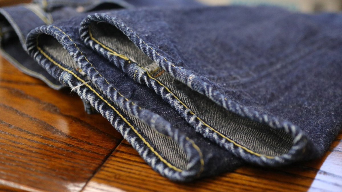 denimba's tweet photo. お客様が穿き込んでくれたbridge jeans。
裾上げは私の仕事です。DB22デニム。 https://t.co/QRSslzzmi8