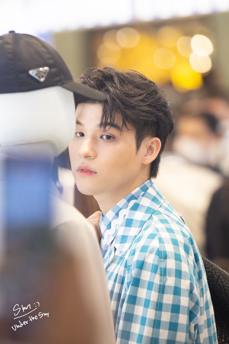 UndertheskySky's tweet photo. หล่อบาดใจ!!!!!!!! เธอ หล่อ บาด ใจจจจจจ

@skywongraveee

 #PradaTropico #skywongravee https://t.co/Vp0cgCdkXC