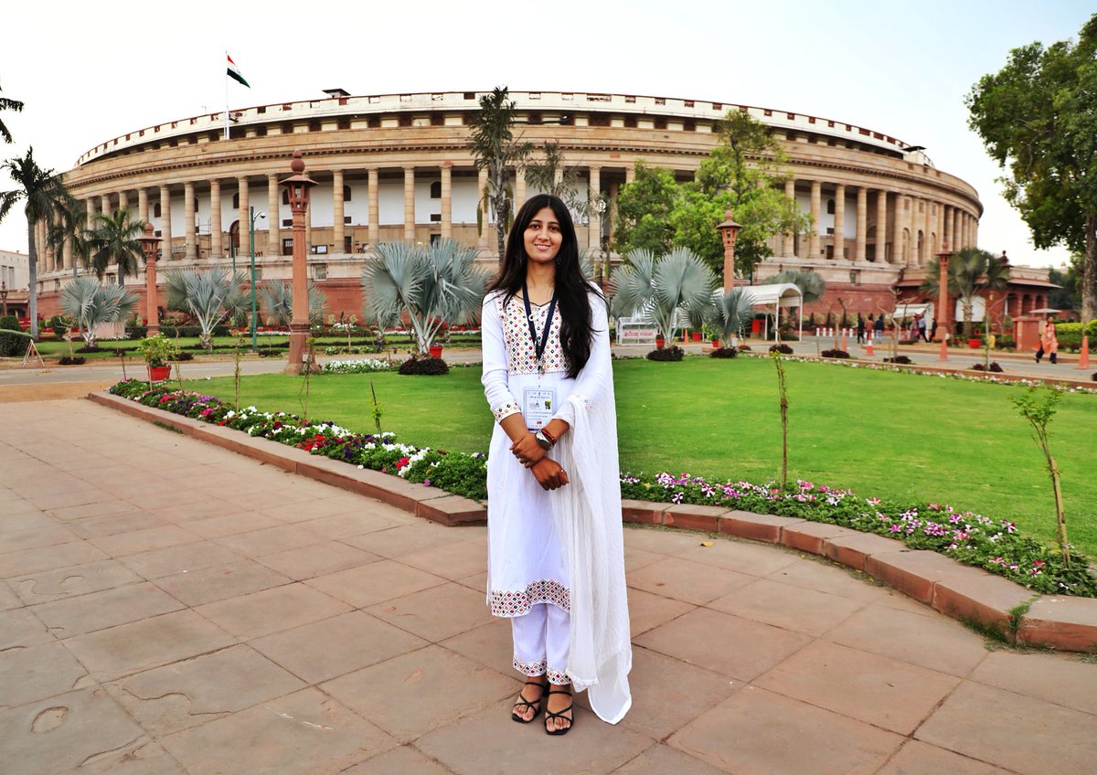 nss_lc1's tweet photo. It is sheer happiness to introduce Madhulika Shrivastava, a fellow NSS Volunteer who represented Delhi in National Youth Parliament Festival (NYPF) organised by Ministry of Youth Affairs after qualifying District and State levels.
It is a matter of immense pride and pleasure!!!! https://t.co/Oor8Upk1df