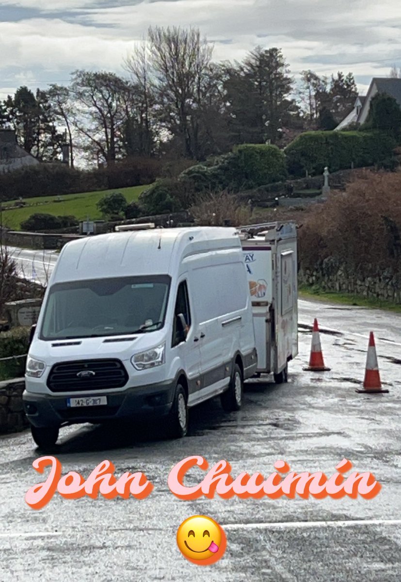 CoynesGastropub's tweet image. “Dhá Qhuartar Pounder , ceann le cheese agus ketchup, ceann le mayo, trí large curry chips , slám onion rings agus trí Diet Coke le do thoil’

#JohnChuimín #CillChiaráin #Conamara #LáPádraig #StPatrickDay