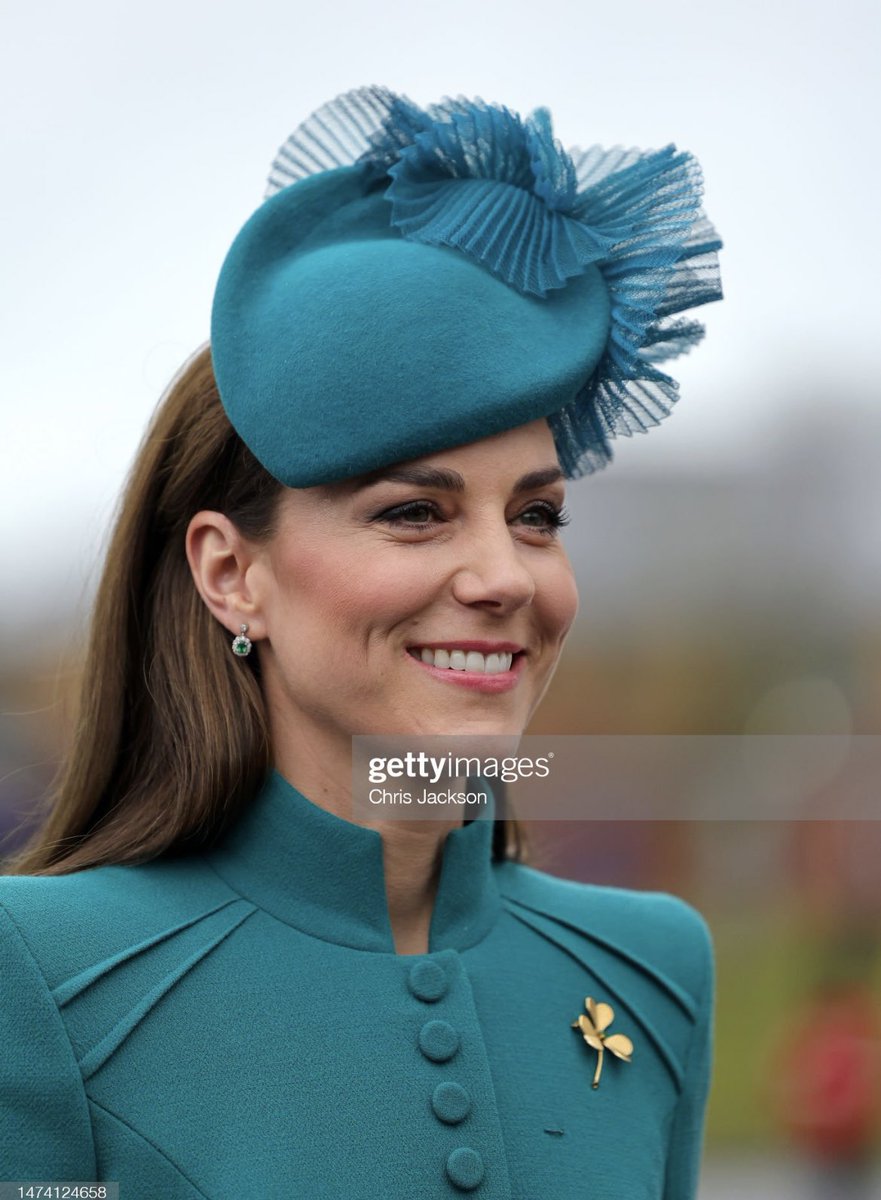 RoyallyBelle_'s tweet photo. Wow!

Our first look at the Princess of Wales today marking St Patrick’s Day!☘️ https://t.co/VzgFoLEeck