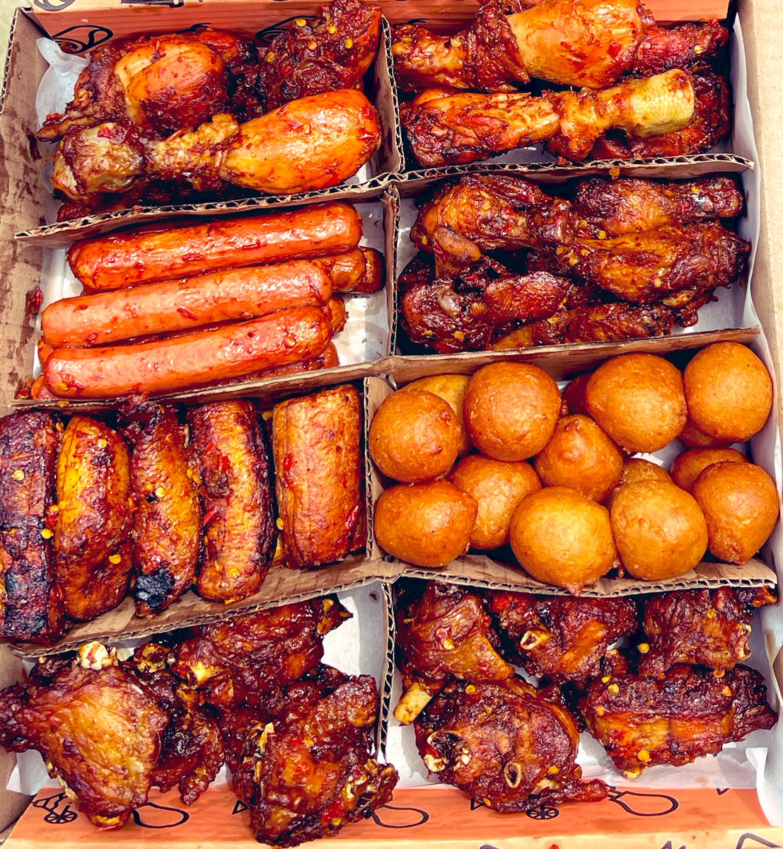 cocktailsNchops's tweet photo. Hi guys! 

Just a reminder, we make the best Small Chops in lagos 😊🥵😁 

We also do same day delivery. Scroll through for our menu 

Call/WhatsApp 08056110277 for your daily small chops, events parties &amp; weddings 

#CVChops https://t.co/X9FcWIPSmw