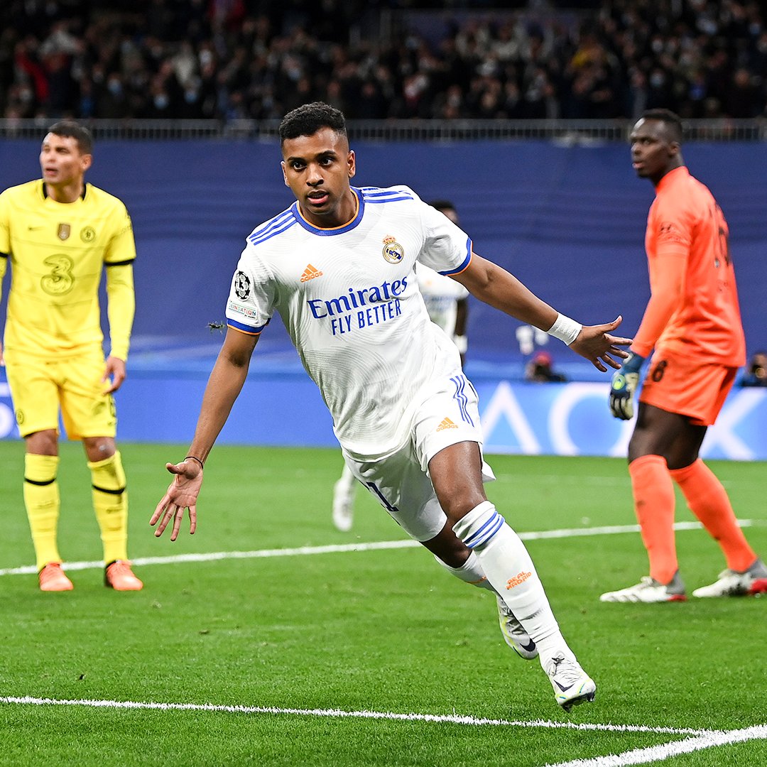 brfootball's tweet photo. 2021: Chelsea win (3-1 agg.)
2022: Real Madrid win (5-4 agg.)

Real Madrid face Chelsea in the Champions League knockouts for the THIRD season running 🍿 https://t.co/s7tZwmWkxY