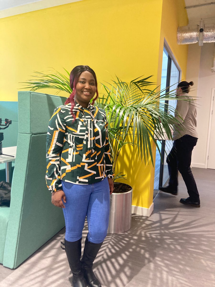 arucollege's tweet photo. Some behind the scenes of filming in #Cambridge and #Chelmsford this week 🎥

We’re creating some fantastic footage for the college with the help of current students and student ambassadors - they've been amazing &amp; we can tell they have bright futures ahead of them ⭐ https://t.co/tnrZ8bgwWM