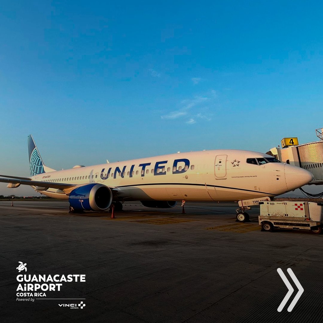 Guanacaste_LIR's tweet photo. Today's #RampView is: @Guanacaste_LIR welcomes the first @united B737 MAX - 8. The B737 MAX-8 features updated engines that consume fuel more efficiently and a modern flight deck design. Meet this plane! βοΈπ«
@BoeingAirplanes @VINCIAirports
#B737Max #Spotters #AVSpotters https://t.co/HEZ1ulJvpO