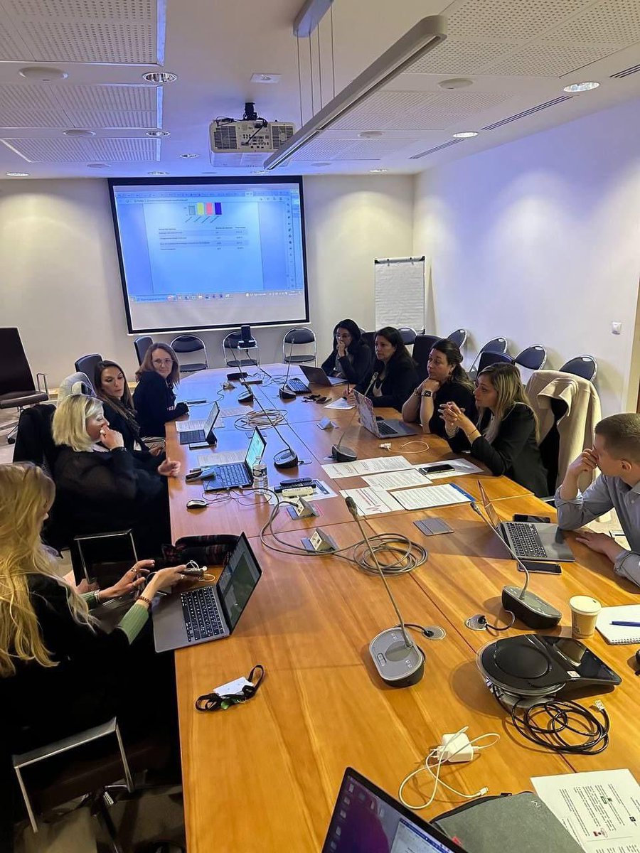 Idelencolere's tweet image. Nos représentants à l’@AssembleeNat du collectif des #infirmiersliberauxencolere