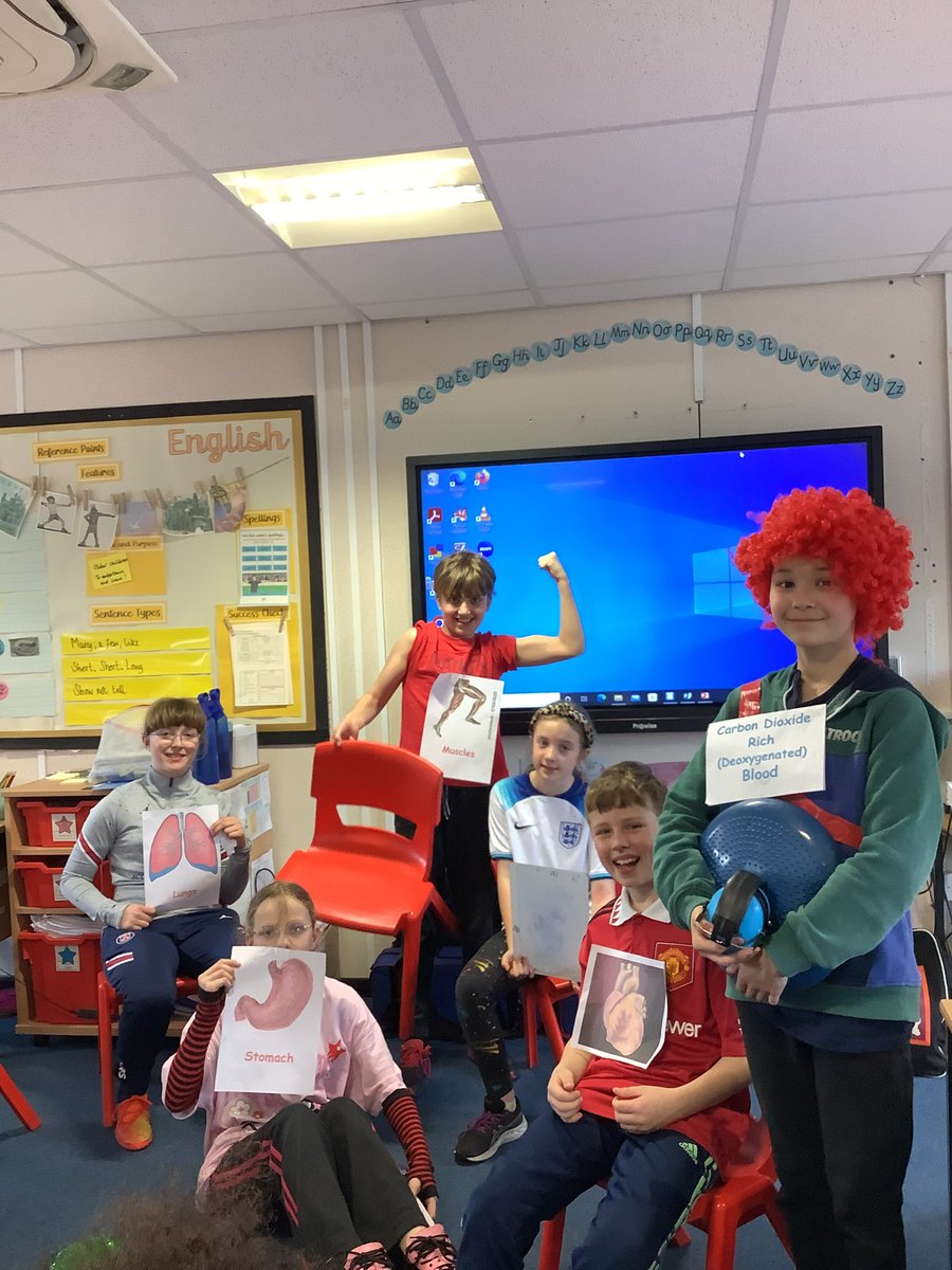 Tyntesfield_MS's tweet photo. 6MS demonstrated an excellent understanding of the circulatory system through drama this afternoon. Really impressive learning and fabulous creativity. Well done team! https://t.co/kqHuDpxtx1