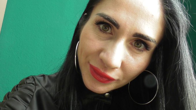 Es gibt einen neuen SUCHTstreifen, f&uuml;r kleine Schn&uuml;ffelopfer! Der Clip hat eine L&auml;nge von 6,51min, 20eur<a href="/tag/cash"class="tags"><span>#cash</span></a><a href="/tag/paypigslave"class="tags"><span>#paypigslave</span></a><a href="/tag/zahlsklaven"class="tags"><span>#zahlsklaven</span></a>