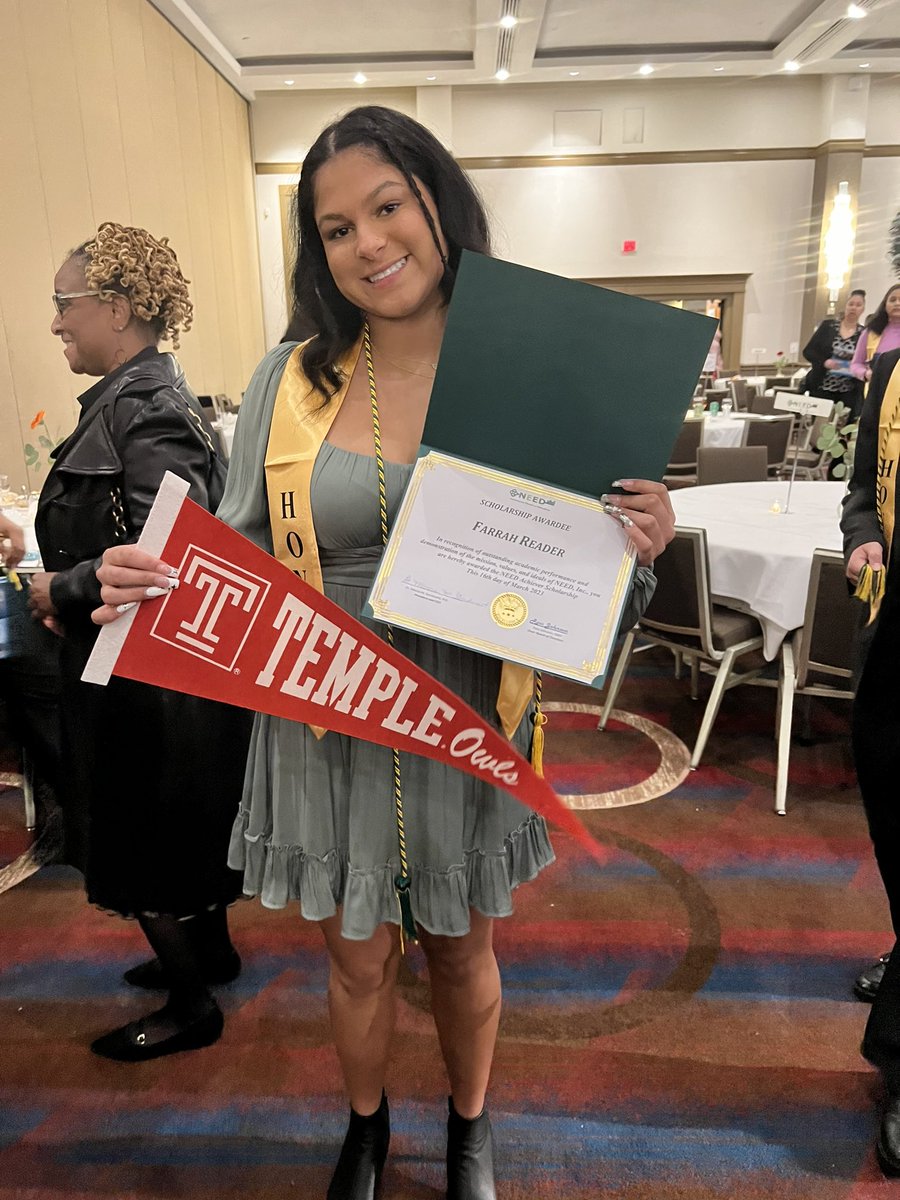 BVALadyLeps's tweet photo. Congratulations Farrah Reader on receiving the NEED Achiever Scholarship! Your academic excellence and values will take you far.
Keep shining on and off the fields! Proud of you 👏🏻 https://t.co/fLLUAMZ8pO