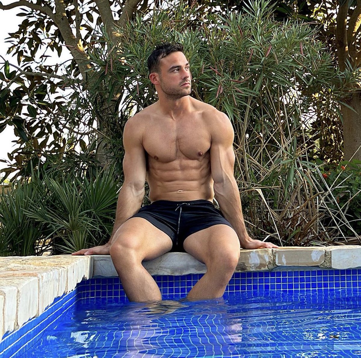 giovanni_caleb7's tweet photo. Throwback to what I need right now https://t.co/6R27jlJC3p