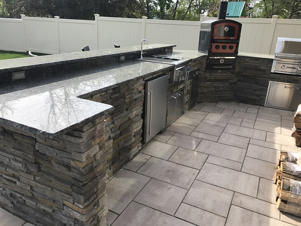 StasiBrothers's tweet photo. SPRING IS HERE!! Do NOT wait to get the ball rolling! Call our office to schedule an appointment for FREE estimate to get your price/project locked in for 2023!! #LongIsland #Westbury #Driveway #Patio #Walkway #Concrete #Sidewalk #Masonry #Bricks #Asphalt #Paving #Renovations https://t.co/wEvulvTKhF