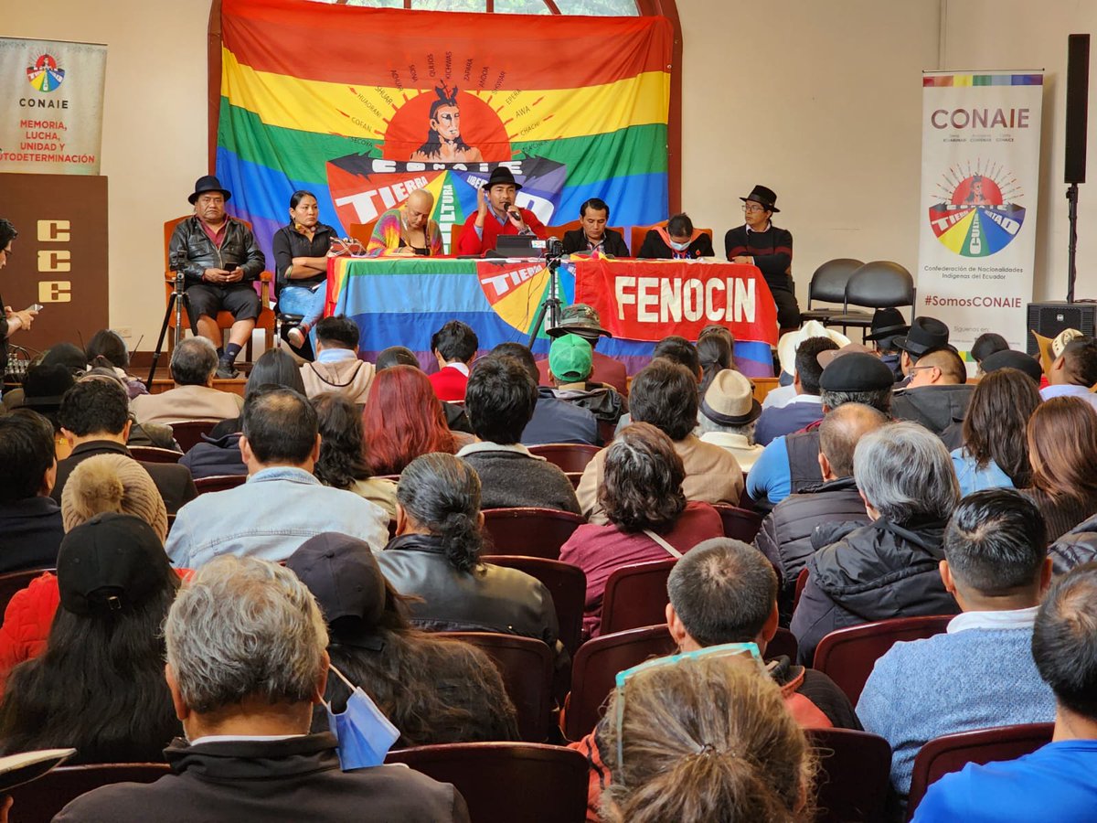 hatari_sarango's tweet photo. Durante la movilización hemos demostrado lealtad y transparencia. Con la misma memoria de nuetras organizaciones sociales seguiremos unidos de pie, jamas de rodilla. Unidos venceremos a este gobierno neoliberal.
#Fenocin
#Conaie
#Feine
#UnidosSomosMas https://t.co/oqGvzyXEZ1