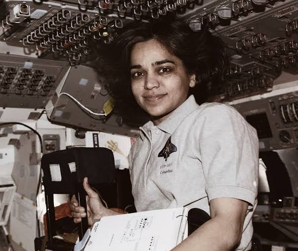 IqbalAzam9's tweet photo. When you look at the stars and the galaxy, you feel that you are not just from any particular piece of land, but from the solar system.
                               ~ Kalpana Chawla https://t.co/Q82DIkuZbv
