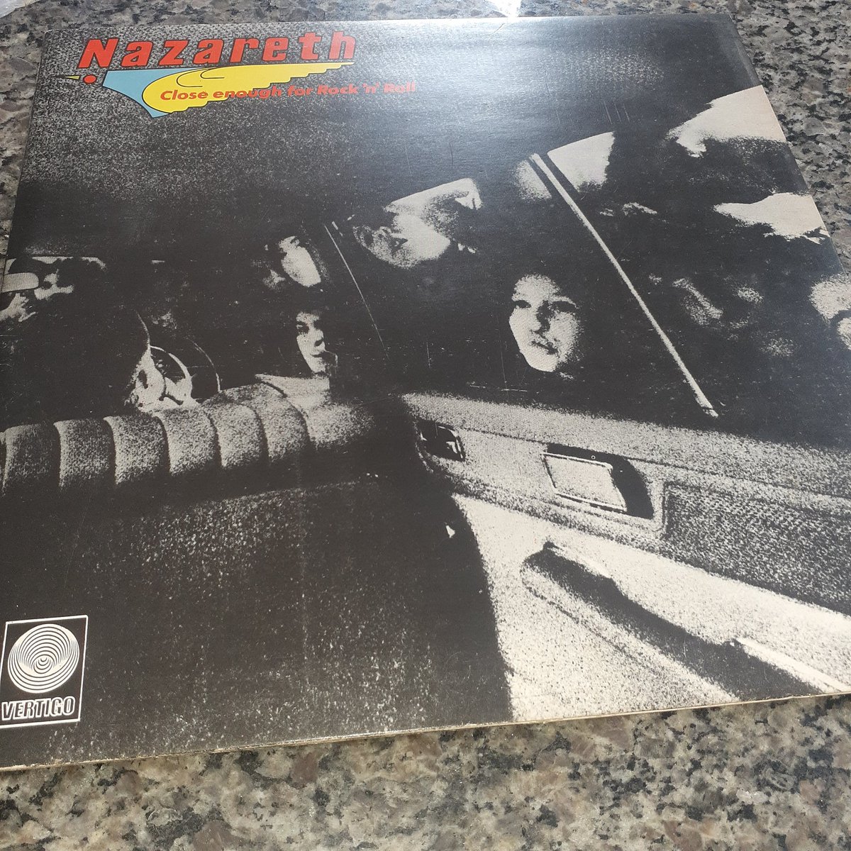 vozdamorteprod's tweet photo. Banda: Nazareth
Álbum: Close Enough for Rock n roll
Formato: Vinil preto de 12 Polegadas capa dupla (USADO EM BOM ESTADO COM POUCAS MARCAS NA CAPA)
Valor: 65,00 R$ + Frete
#nazareth #rocknroll #rocknrollmusic #lp #heavymetal #analogic #music #vdmorte #12inch #collectionlp https://t.co/s4dRRS64p9