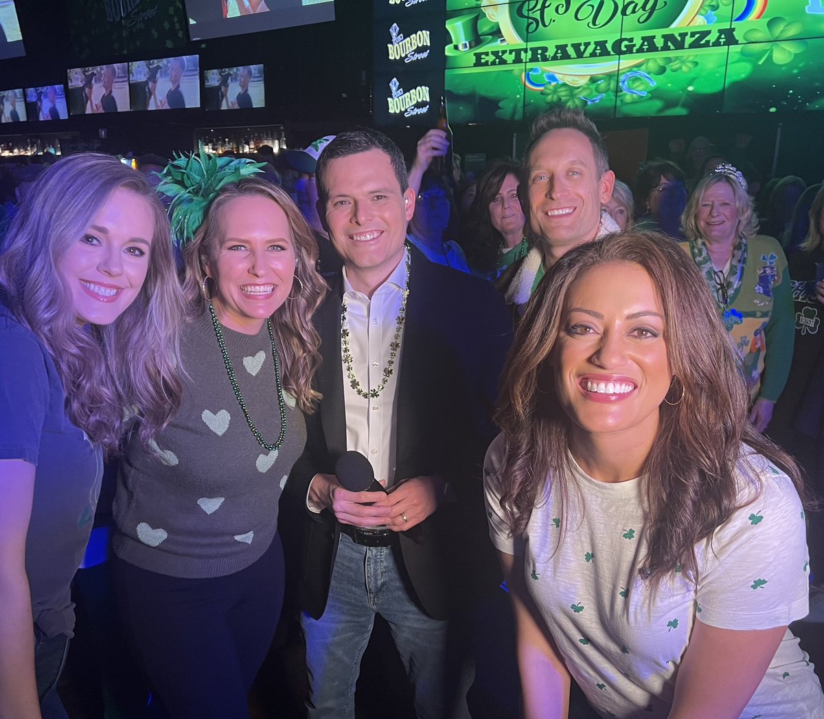 B Team, baby 🍀👊🏻