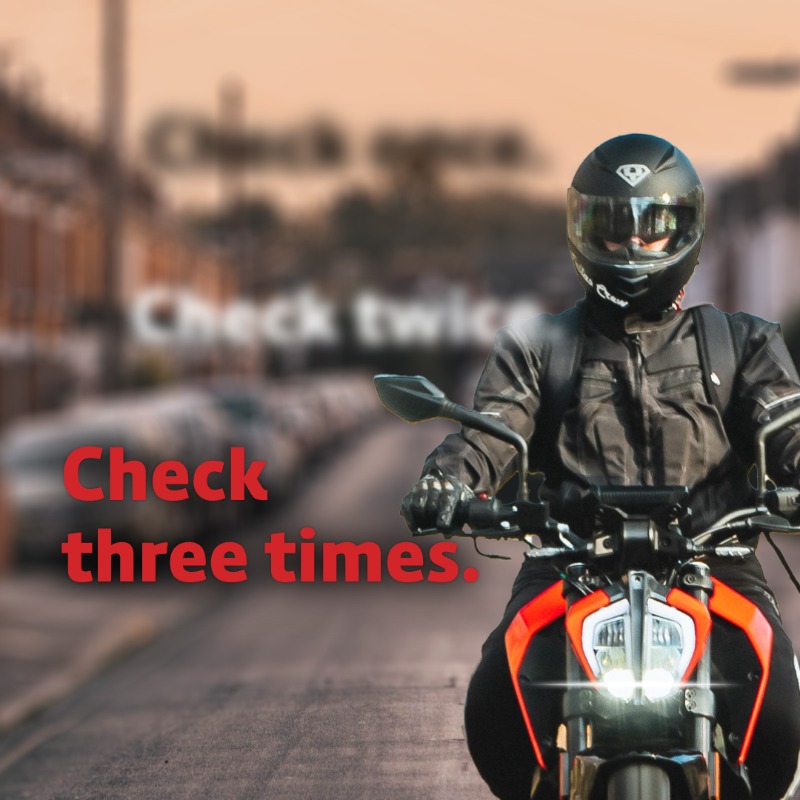 BeeNetwork's tweet photo. Off out in your car?
Remember to take the time to #CheckThreeTimes before turning and keep yourself and others safe.