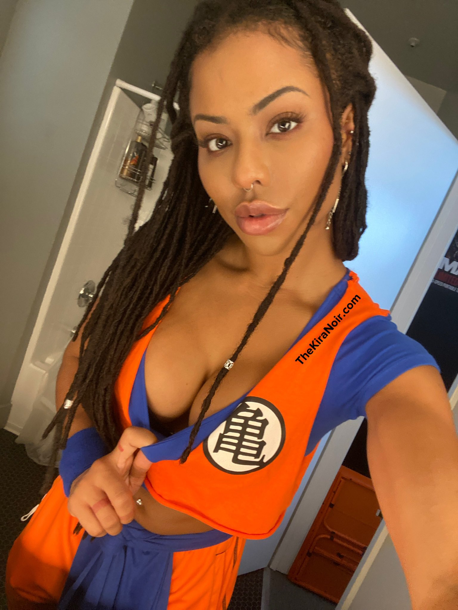 TW Pornstars 1 pic. Kira Noir. Twitter. I need better pictures in
