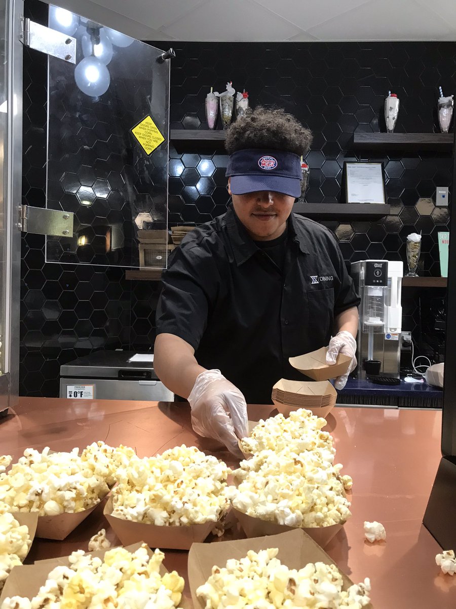 xavierdining's tweet photo. Free popcorn at the GSC watch party, game starts at 12:40pm.
#xavier #xavierdining #marchmadness #xaviermbb #letsgox https://t.co/27wj9d1p0L