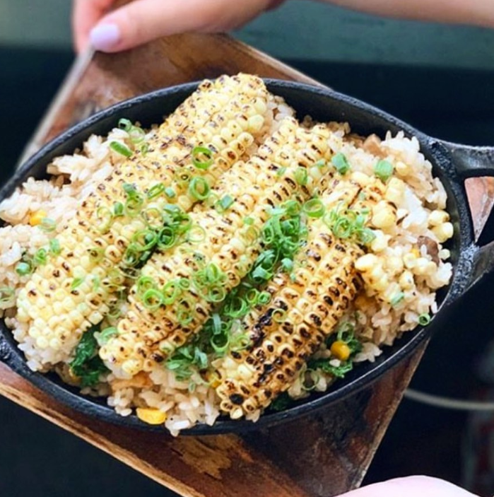goofycafe's tweet photo. Sunday Lunch is ready from 11:00am🌴🌺

Sweet Corn Fried Rice🌽🌽［Lunch Special］
One of the Best Fried rice in Town🏄‍♂️
Seasoned with ALOHA soysauce &amp; Premium fishsauce 

You are going to Love it🌽🌽

#zetton #friedrice #cornfriedrice #hawaiilunch #hiltonhawaiianvillage https://t.co/hGJQp1xqu0