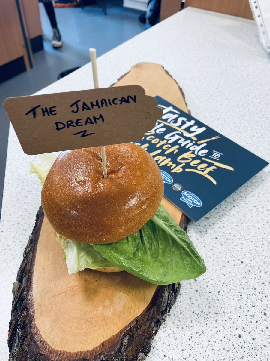 Miss Miller tweet media