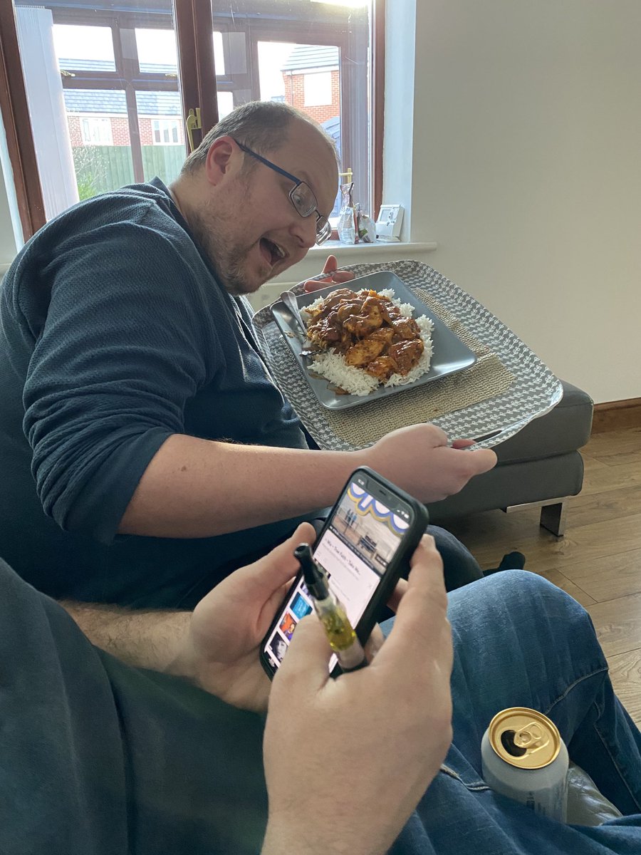 jonnyfunk77's tweet photo. ⁦⁦@tbuckleythinks⁩ looks happy enough with his curry😳 🤪 https://t.co/O4nnDaLsnz