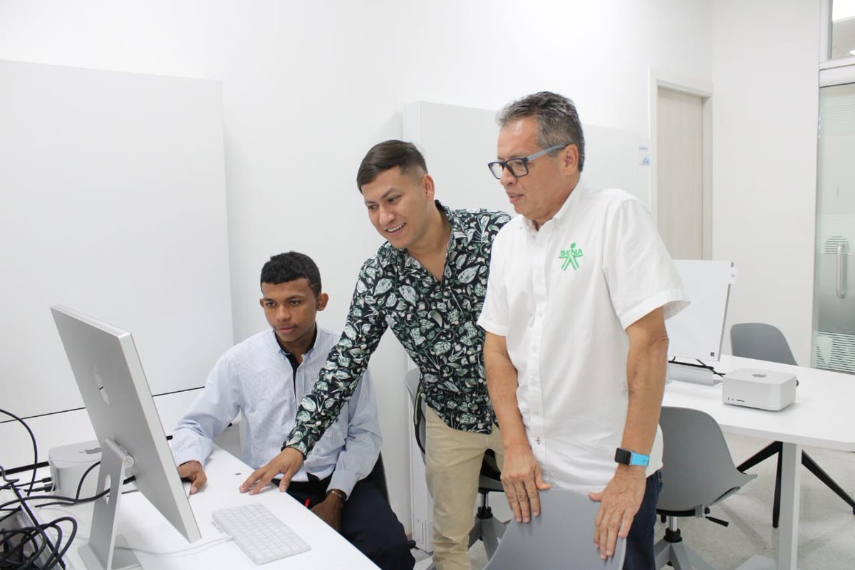SENAenBolivar's tweet photo. #Hoy en #Cartagena se inauguró el🏫Centro de Innovación y Desarrollo Tecnológico de la📍región Caribe, donde se ubica el nuevo #TecnoparquesSENNOVA de💚 @SENAenBolivar. El espacio estará disponible🙋🏼‍🙋🏾 para los apasionados por la🧪🌐 ciencia, el desarrollo y la tecnología. https://t.co/5c1Frae51Z