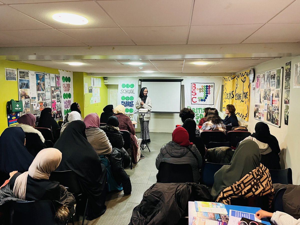 BritishSomaliCo's tweet photo. Congrats to all our award winners. Incredible women who’ve done so much to make our community better, from Dr Faduma Haji, who led BSCC’s campaign against FGM, to our former pupil &amp; volunteer @HafsaISalwe, now an inspiring businesswoman.

We were so proud to celebrate you all 👏🏾 https://t.co/QDxzth4Qjb